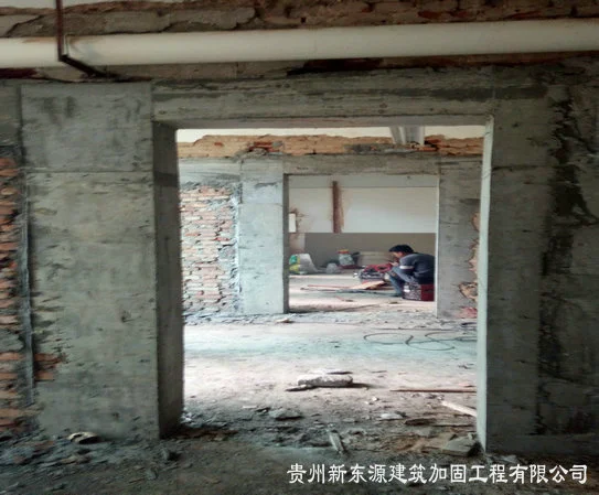 石阡增大截面加固工程
