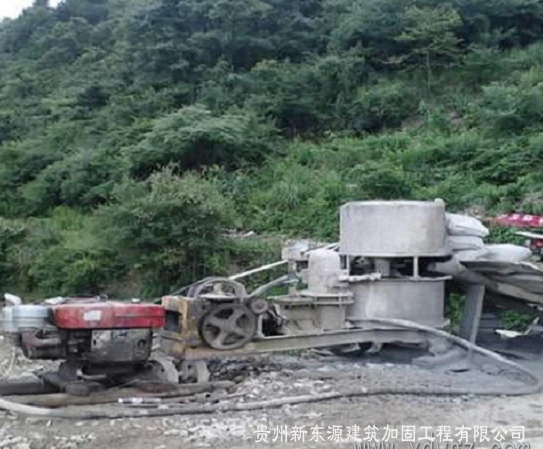 长顺增大截面加固工程
